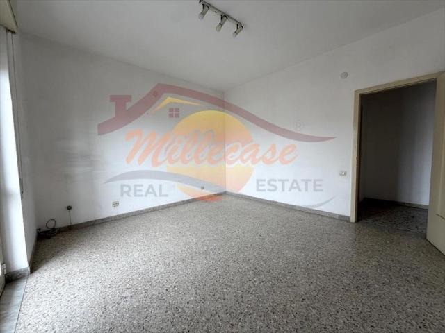 Quadrilocale in vendita a Siracusa via Sardegna, Grottasanta Tunisi