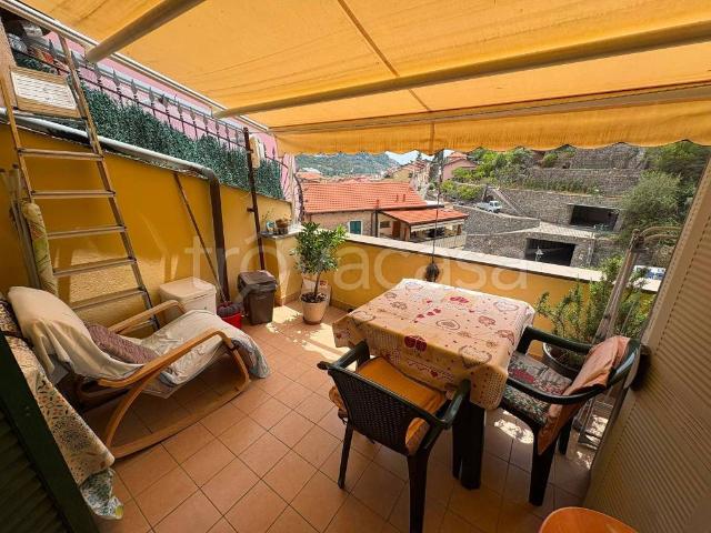Quadrilocale in vendita a Taggia via Santa Lucia