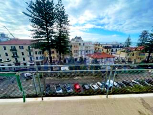 Quadrilocale in vendita a Taggia via Paolo Boselli, 19