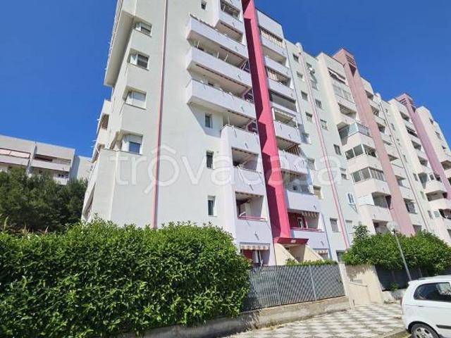 Quadrilocale in vendita a Taranto via Scoglio del Tonno, 70, Taranto 2 Salinella