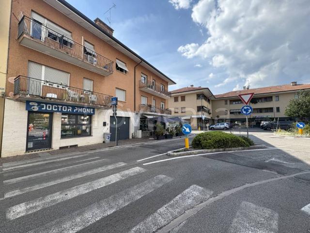 Quadrilocale in vendita a Tavagnacco piazza Giuseppe Garibaldi, Colugna