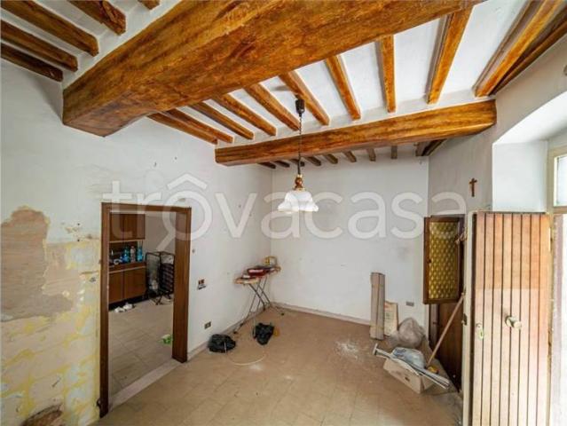Quadrilocale in vendita a Todi
