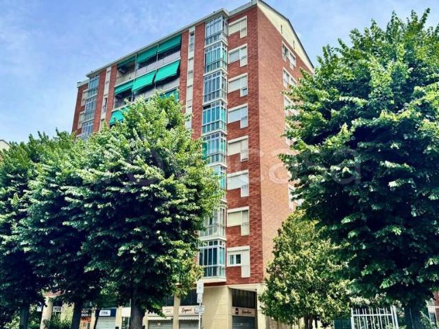 Quadrilocale in vendita a Torino via Castelgomberto, 35, Santa Rita