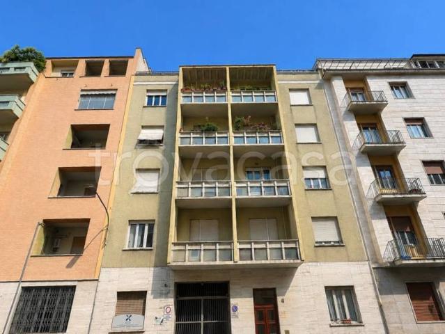 Quadrilocale in vendita a Torino via Amerigo Vespucci, 41, Crocetta