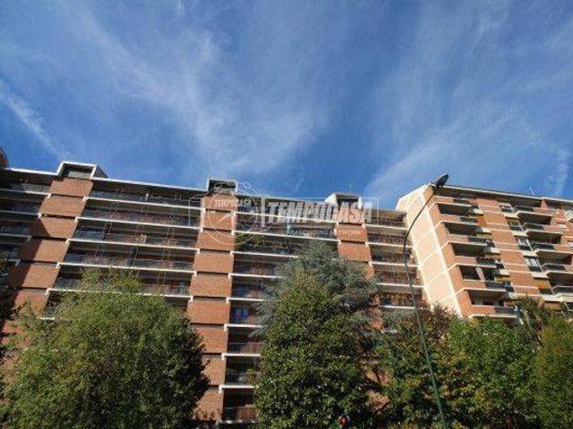 Quadrilocale in vendita a Torino via Guido Reni, Centro Europa
