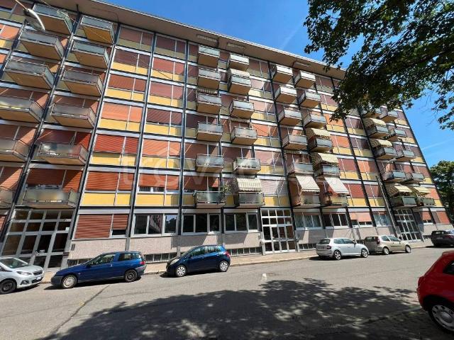 Quadrilocale in vendita a Torino via Onorato Vigliani, Mirafiori Sud Onorato Vigliani