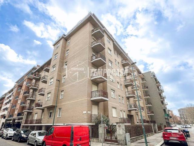Quadrilocale in vendita a Torino via Lagnasco 13, Santa Rita