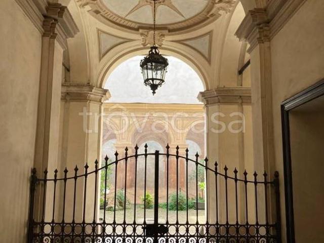 Quadrilocale in vendita a Torino via Santa Chiara, 15, Quadrilatero Romano