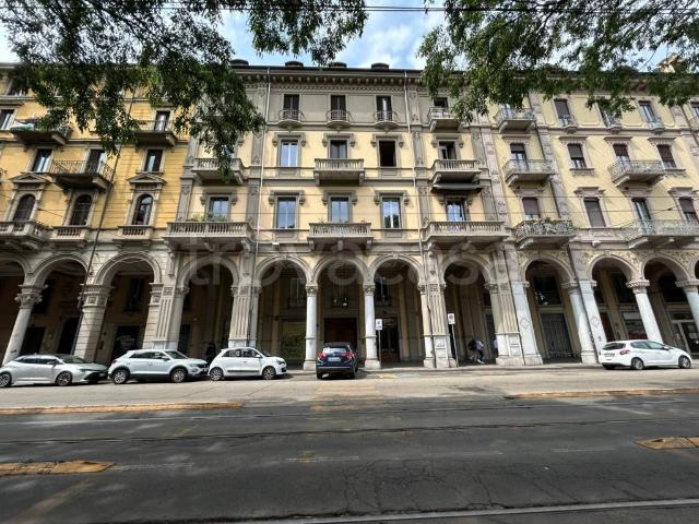 Quadrilocale in vendita a Torino via Paolo Sacchi, 50, San Secondo