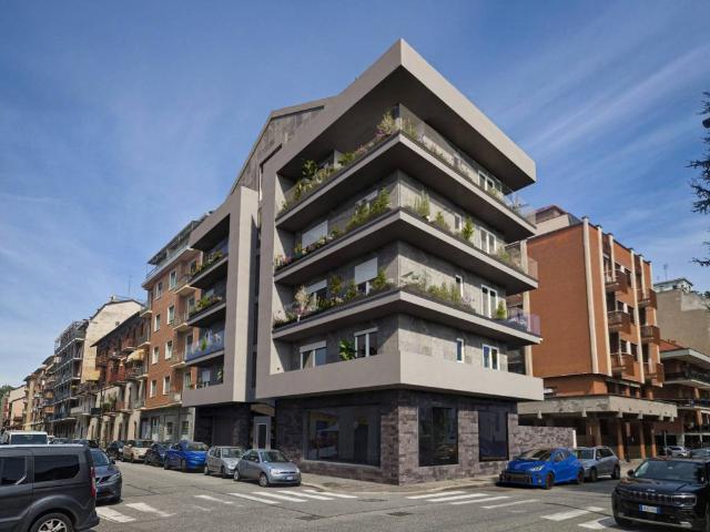 Quadrilocale in vendita a Torino via Rubiana, 37, Pozzo Strada