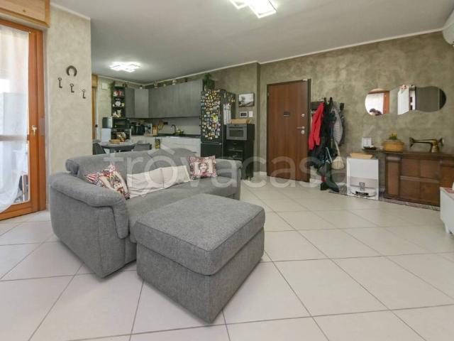 Quadrilocale in vendita a Torino strada Lanzo, 211, Barriera di Lanzo