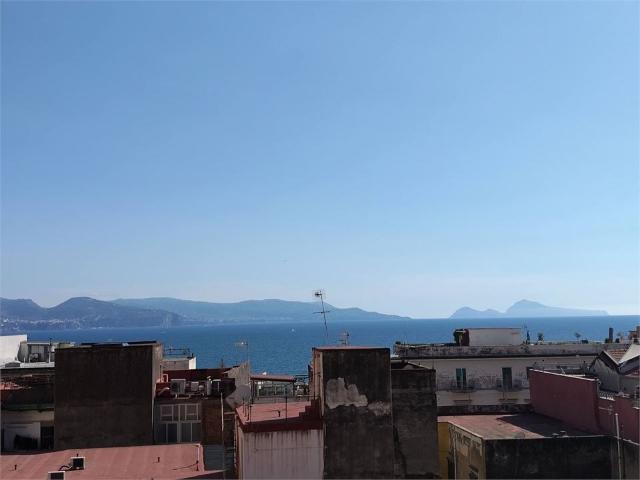 Quadrilocale in vendita a Torre Annunziata