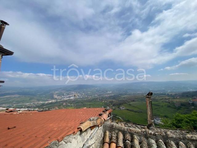 Quadrilocale in vendita a Torrecuso via Sant'Erasmo
