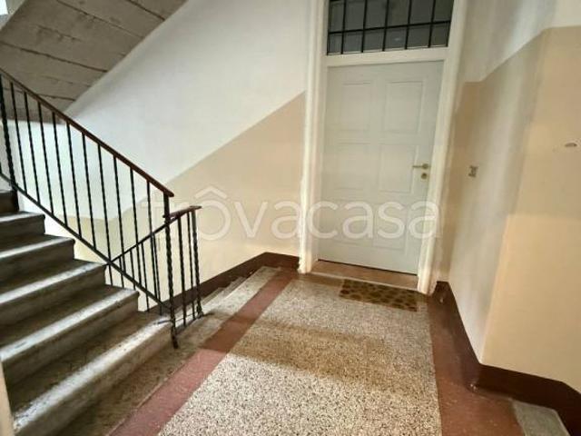Quadrilocale in vendita a Trento via Giuseppe Verdi, Semicentro