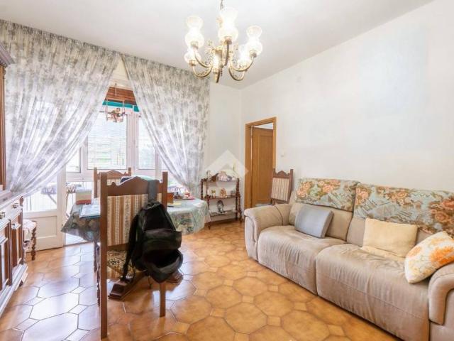 Quadrilocale in vendita a Trento viale Verona, 71, Bolghera Ospedale
