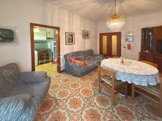 Quadrilocale in vendita a Tresignana via Vittoria, 5