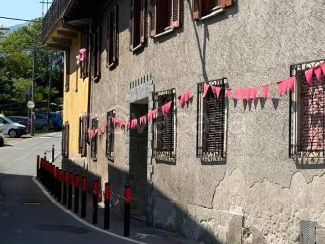 Quadrilocale in vendita a Unchio, Verbania