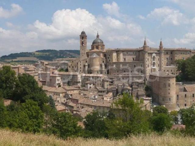 Quadrilocale in vendita a Urbino