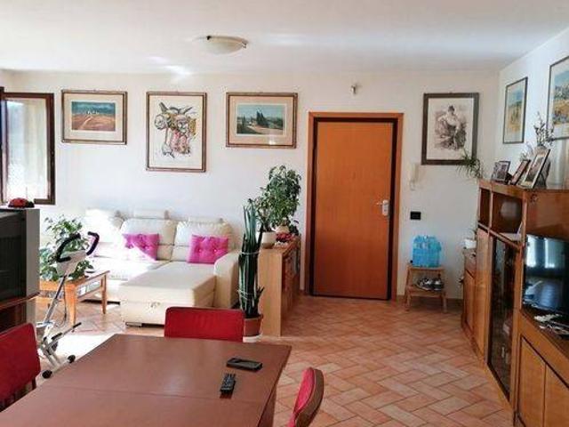 Appartamento in vendita a Urbino via Pasquale Rotondi