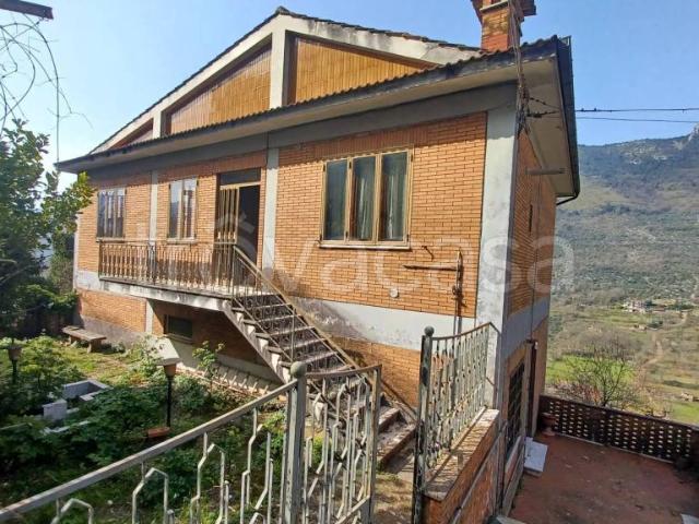 Quadrilocale in vendita a Vallecorsa via utrina