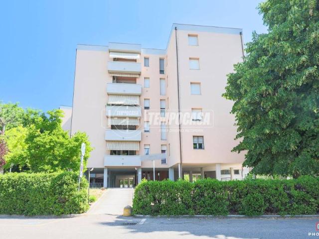 Quadrilocale in vendita a Valsamoggia