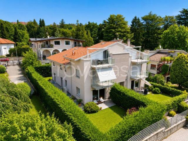 Quadrilocale in vendita a Varese via Vincenzo Vela, 35, Masnago