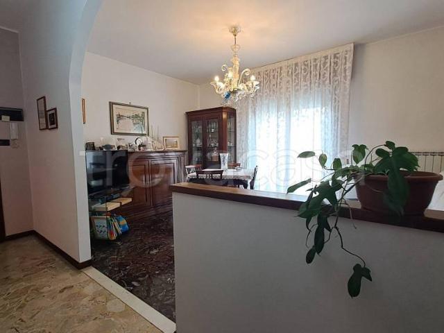 Quadrilocale in vendita a Venezia via Giacinto Gallina, 2, Carpenedo Bissuola