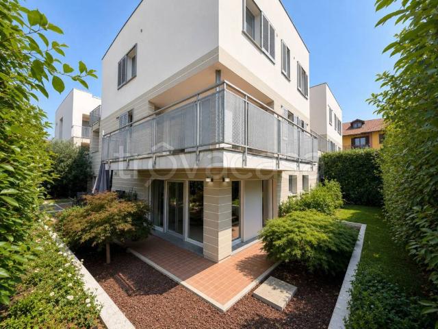 Quadrilocale in vendita a Vermezzo con Zelo via Roma, 11