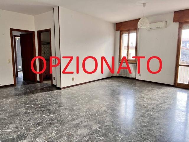 Quadrilocale in vendita a Verona via f.lli Morandini, Santa Lucia Golosine