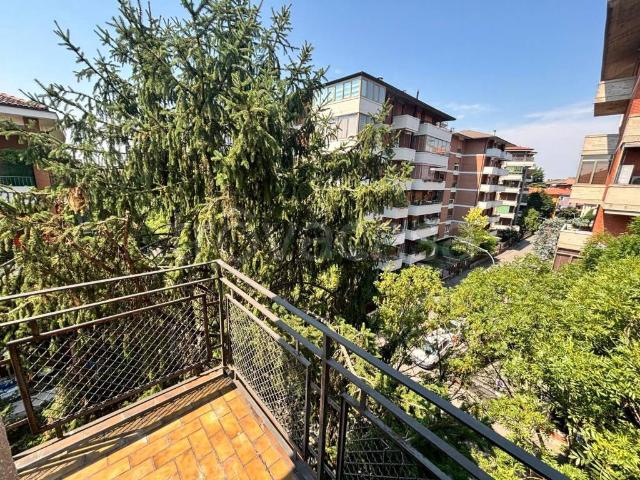 Quadrilocale in vendita a Verona via Ugolino Vivaldi, 6, Borgo Nuovo Navigatori
