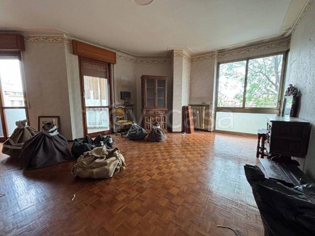 Quadrilocale in vendita a Vercelli corso San Martino, 4