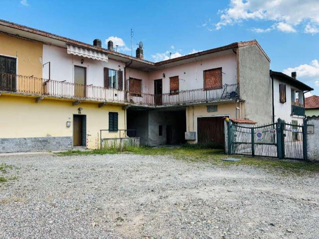 Quadrilocale in vendita a Vergiate
