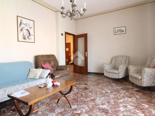 Quadrilocale in vendita a Vicenza via Monterotondo, 28