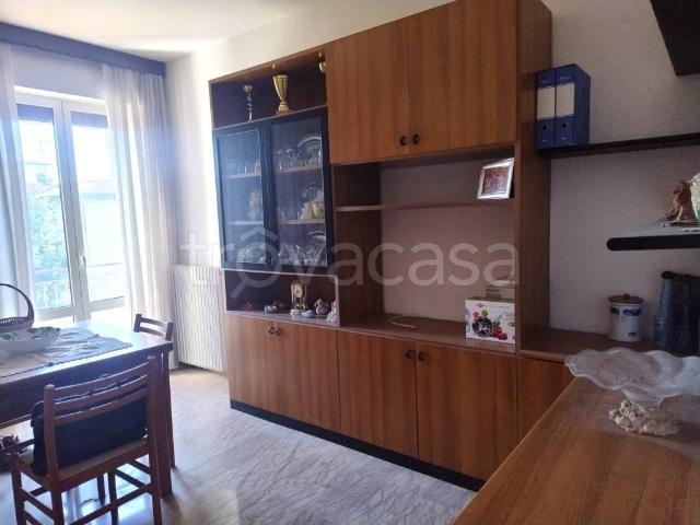 Quadrilocale in vendita a Vicenza via Albinoni, San Lazzaro