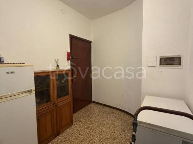 Quadrilocale in vendita a Vicenza viale Torino, 26, San Felice Teatro