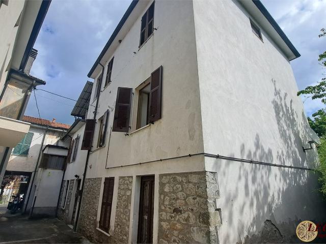 Quadrilocale in vendita a Villafranca in Lunigiana