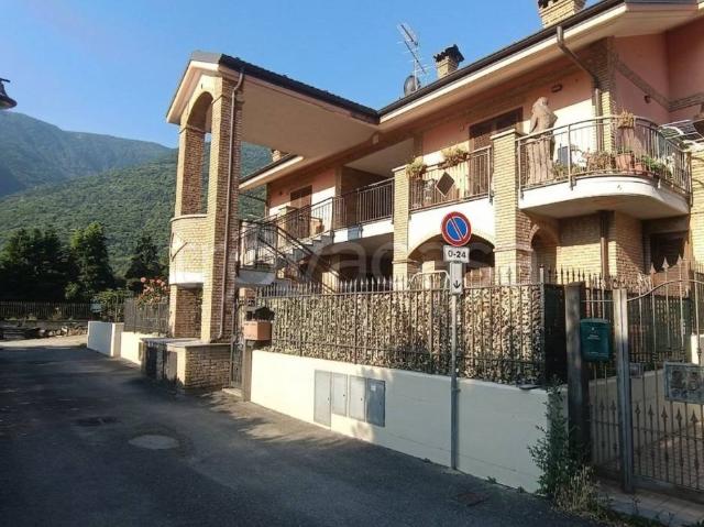 Quadrilocale in vendita a Villar Focchiardo via Chiesali, 28B