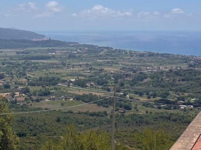 Quadrilocale in vendita ad Acquavella, Casal Velino