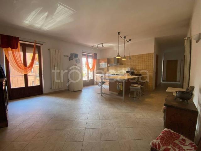 Quadrilocale in vendita ad Acqui Terme corso Bagni, 81