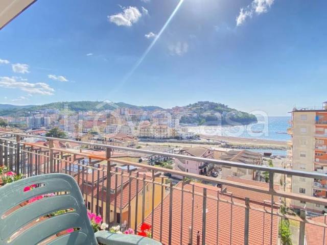 Quadrilocale in vendita ad Agropoli via o. Bonora