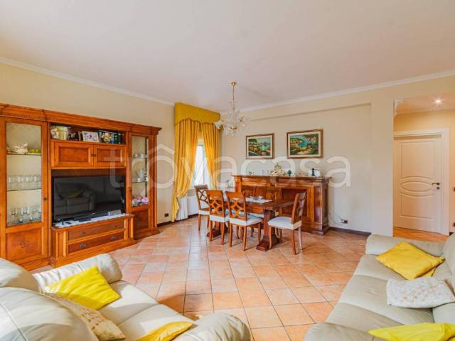 Quadrilocale in vendita ad Albano Laziale via Olivella
