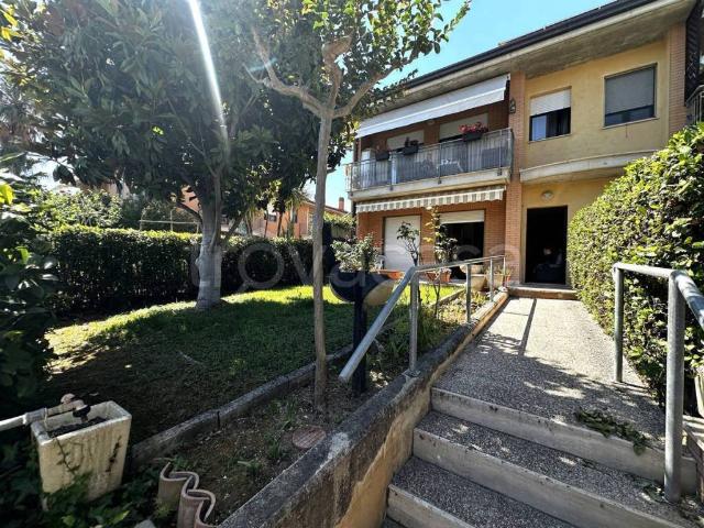 Quadrilocale in vendita ad Altidona via cilea, 7