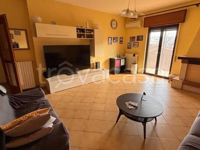 Quadrilocale in vendita ad Alvanella, Monteforte Irpino