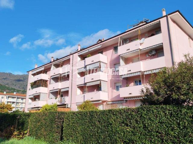 Quadrilocale in vendita ad Andora via Risorgimento, Marina Di Andora