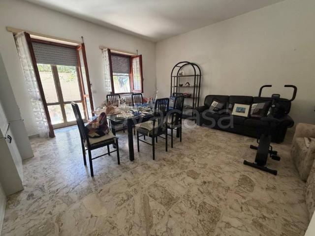 Quadrilocale in vendita ad Anzio via Nettunense, 45, Cocchino