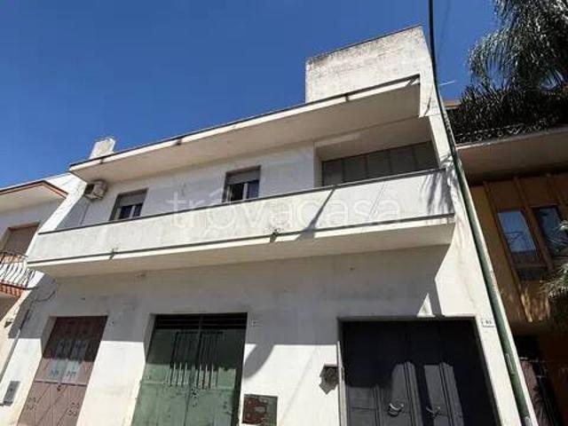 Quadrilocale in vendita ad Aradeo via Bellini, 63