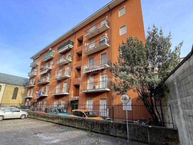 Quadrilocale in vendita ad Arcore via San Gregorio 17