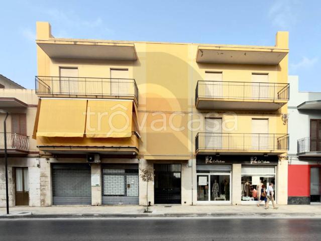 Quadrilocale in vendita ad Augusta viale Italia, 115