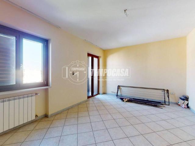 Quadrilocale in vendita ad Aversa via atellana 95/a
