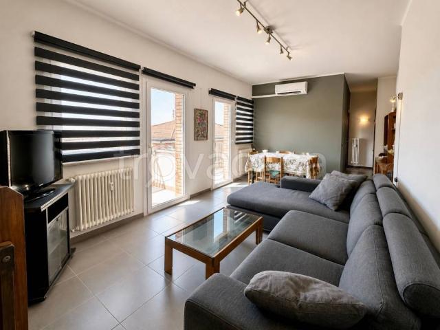 Quadrilocale in vendita ad Azzano San Paolo viale Trieste